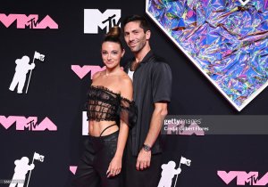 Laura Perlongo Photo #40