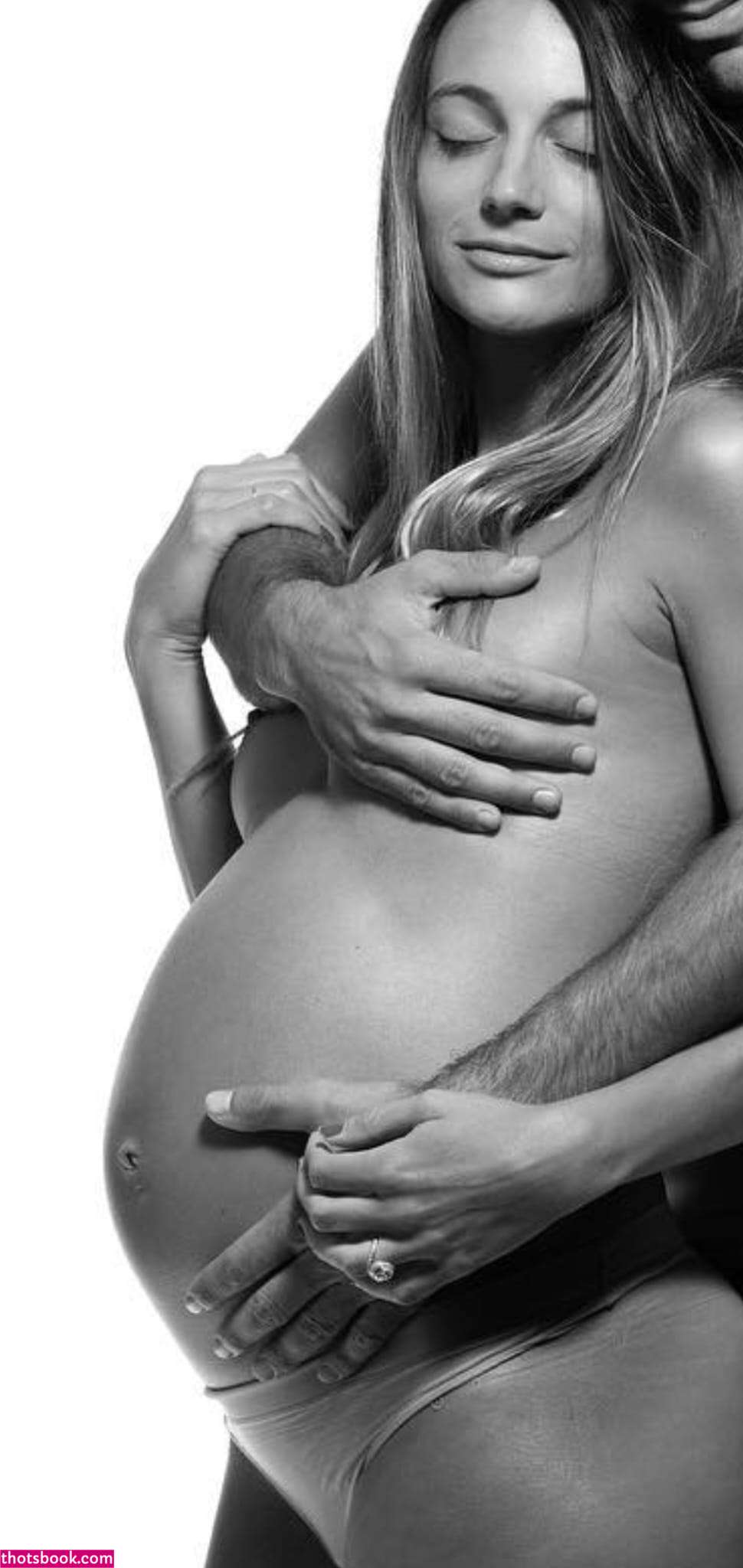 Laura Perlongo Photo #53