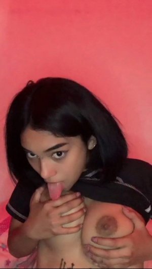 Pao Marquez Photo #22