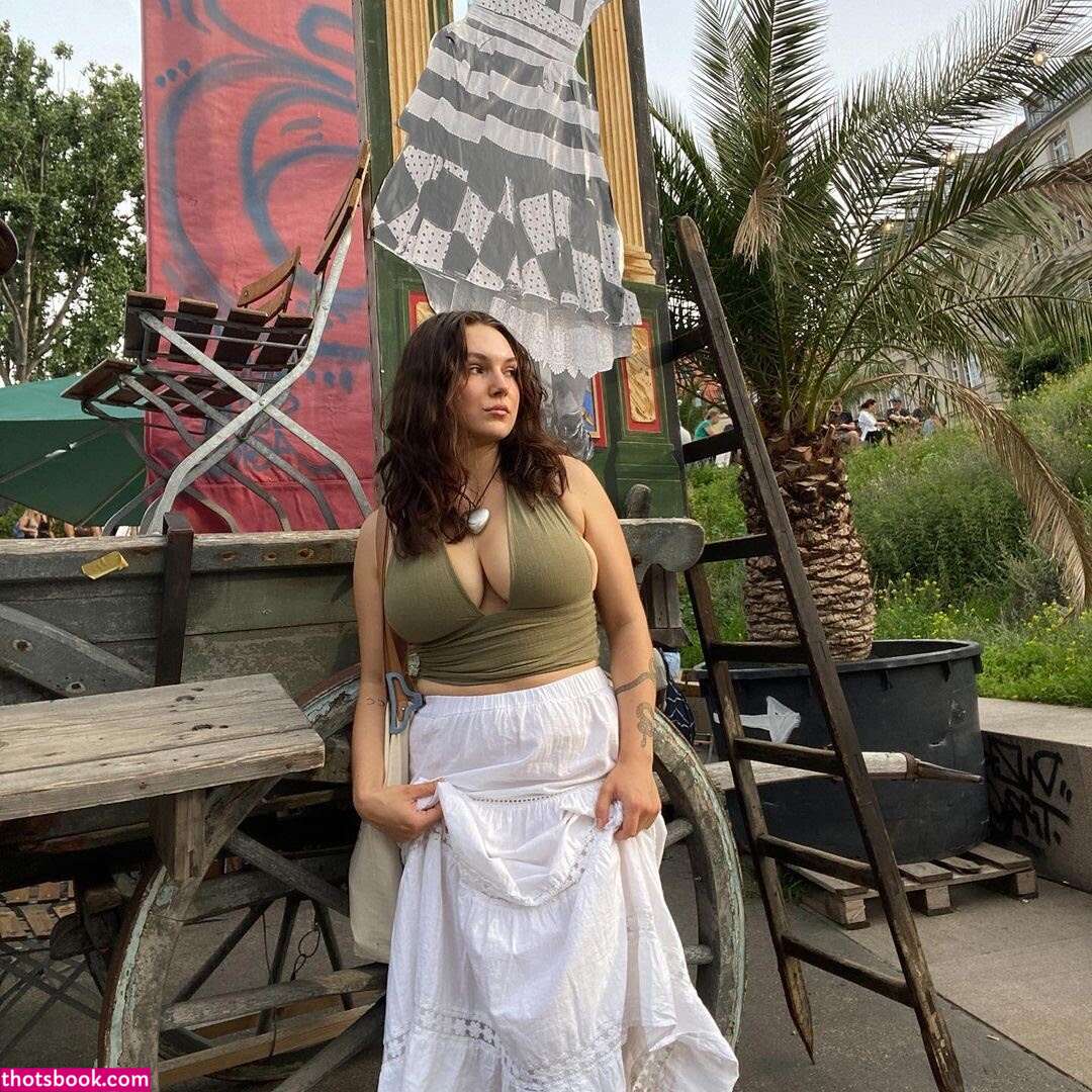 ilovesushiandcoffee Photo #9