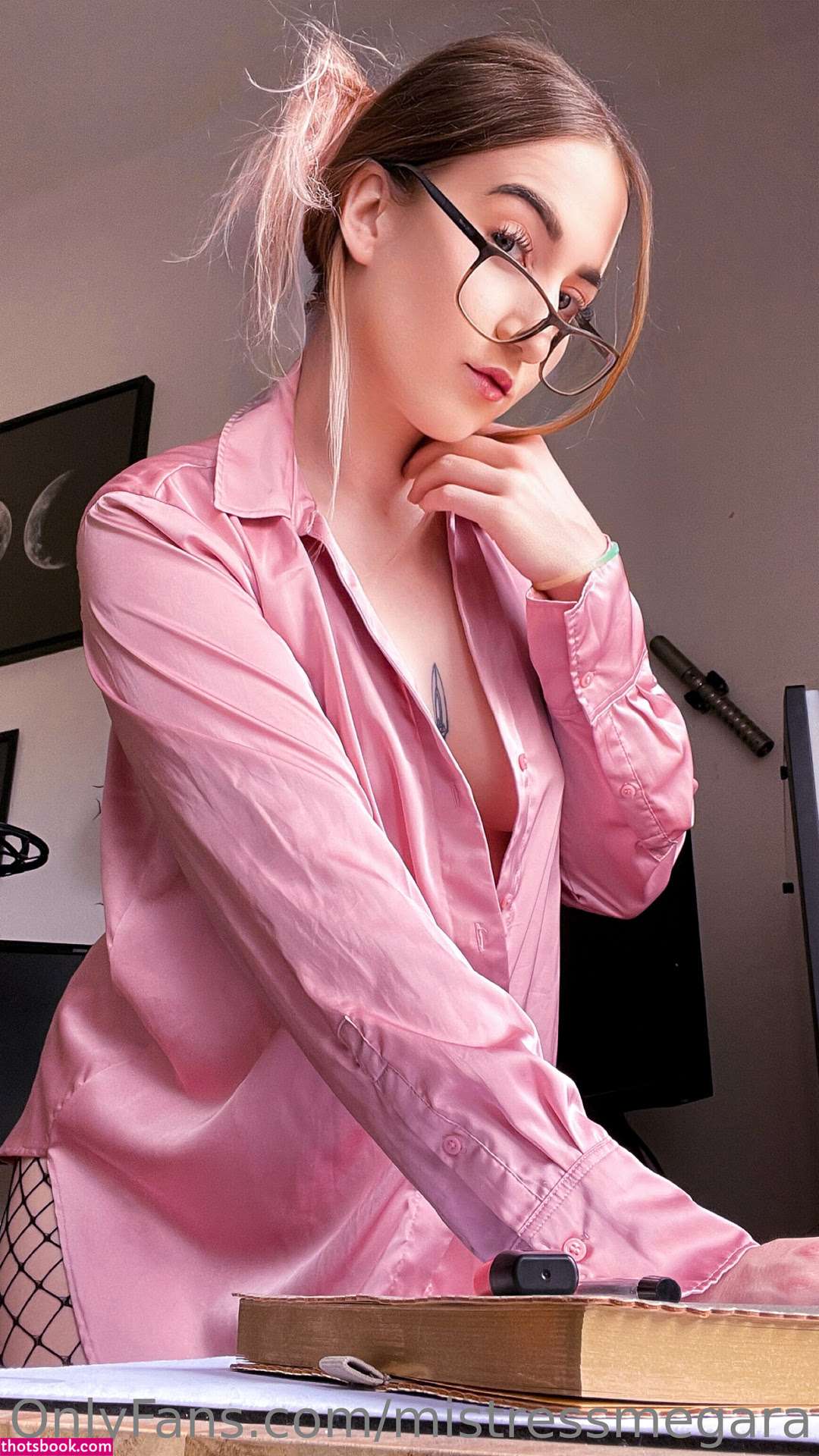 Mistressmegara Photo #34