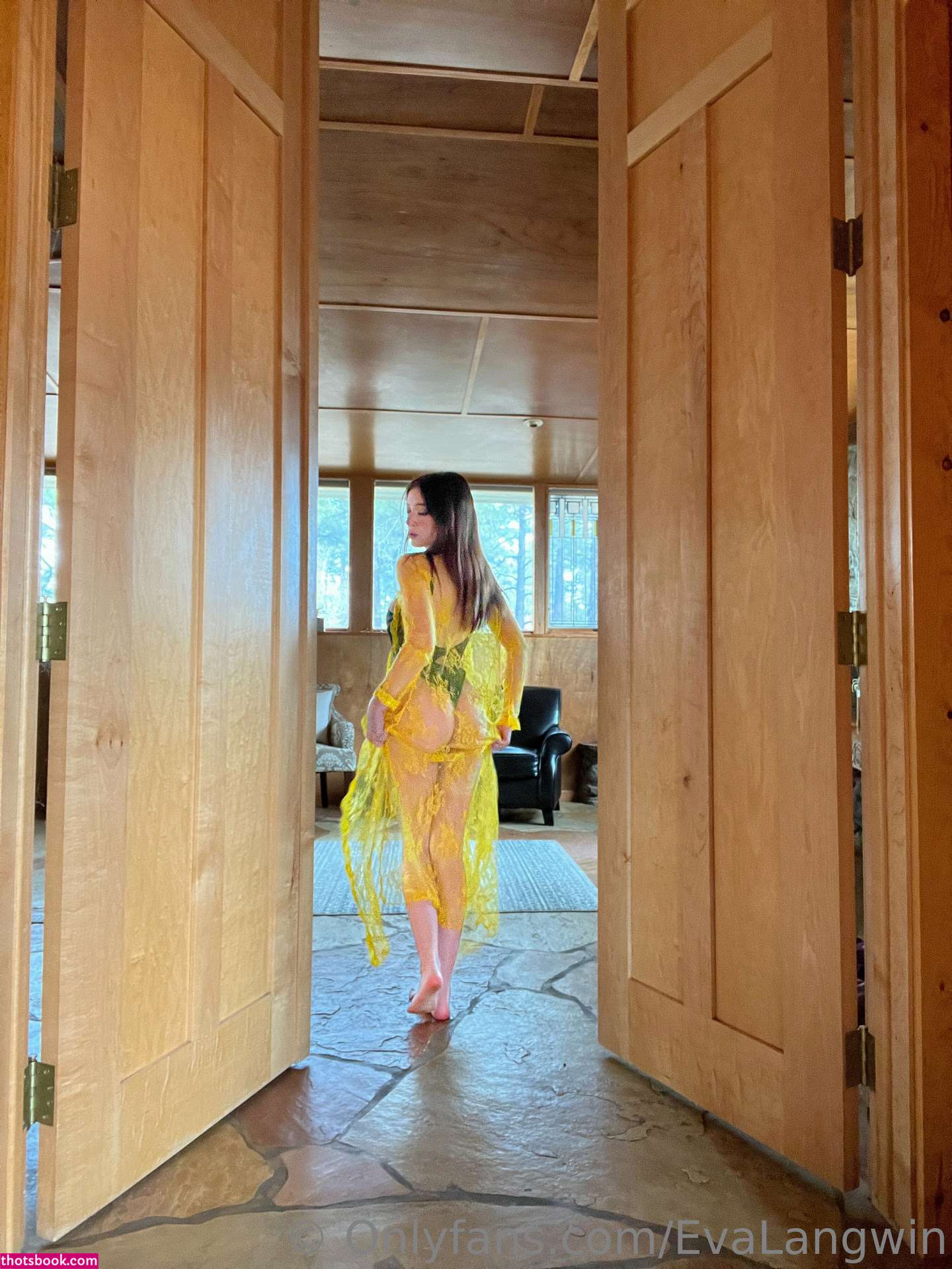 Eva Langwin Photo #122