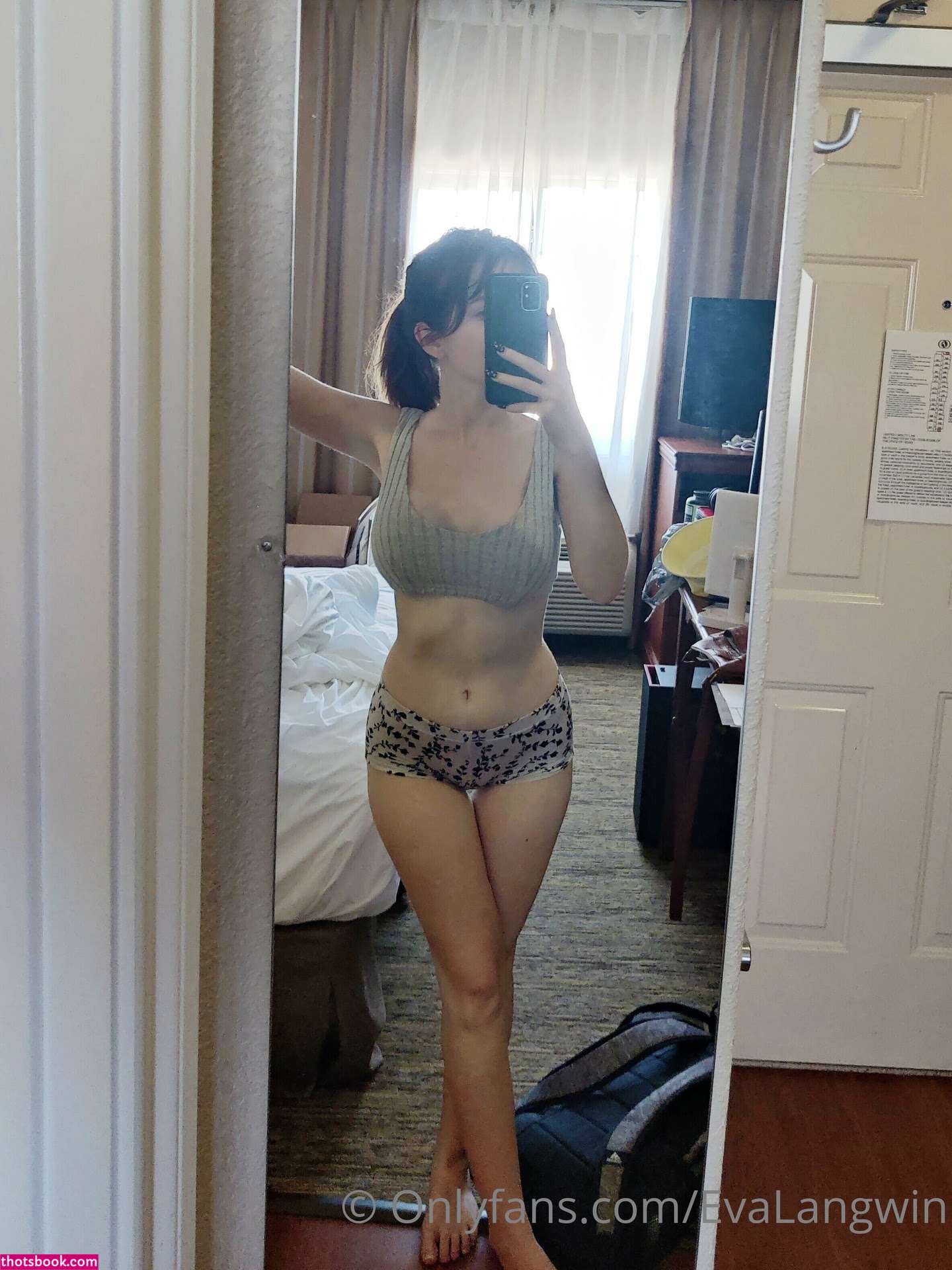 Eva Langwin Photo #227