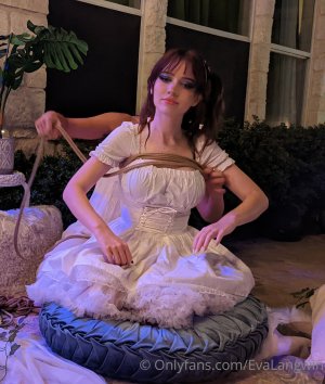 Eva Langwin Photo #240