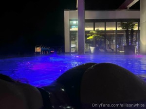 allisonwhite Photo #69