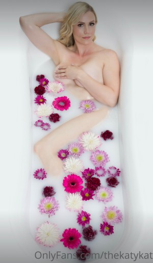 Katy Shelor Photo #30