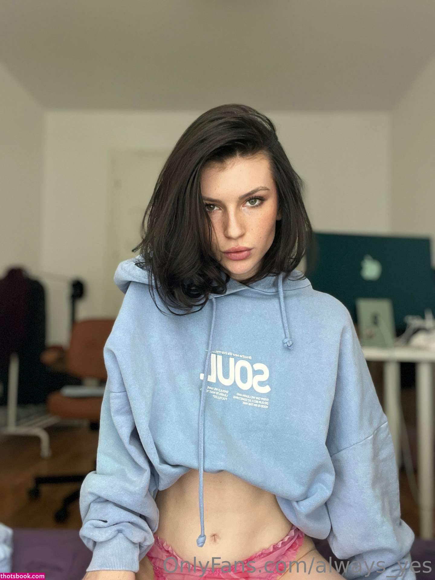 Ernesta Guevara Photo #110