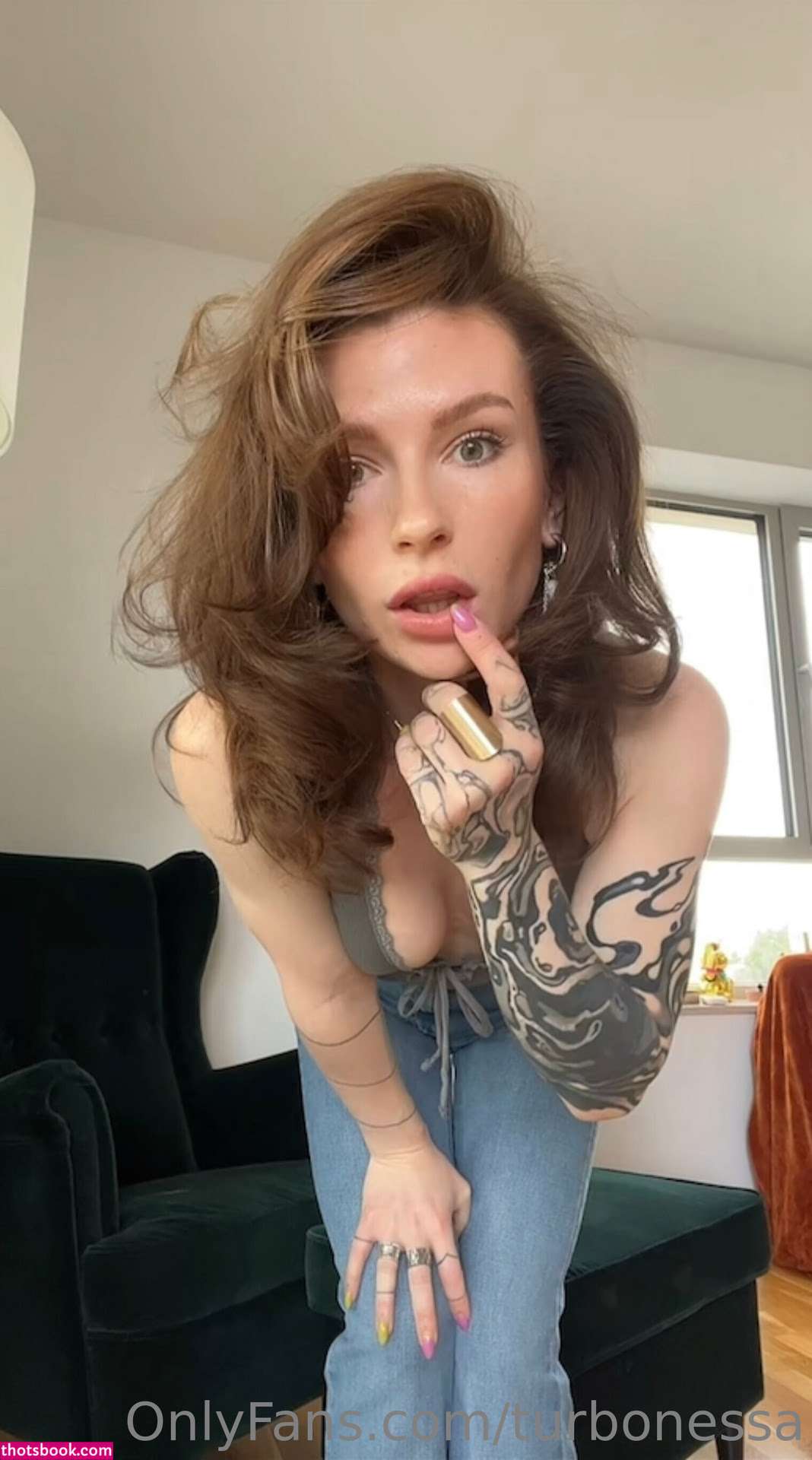 Ernesta Guevara Photo #111