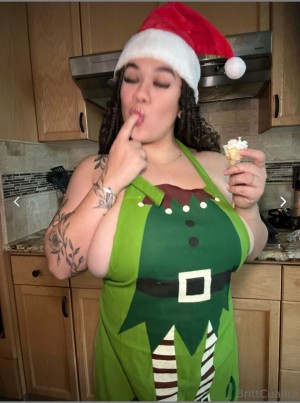 Britt Cuadra Photo #97