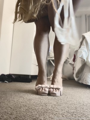 Mishel Karen Photo #11