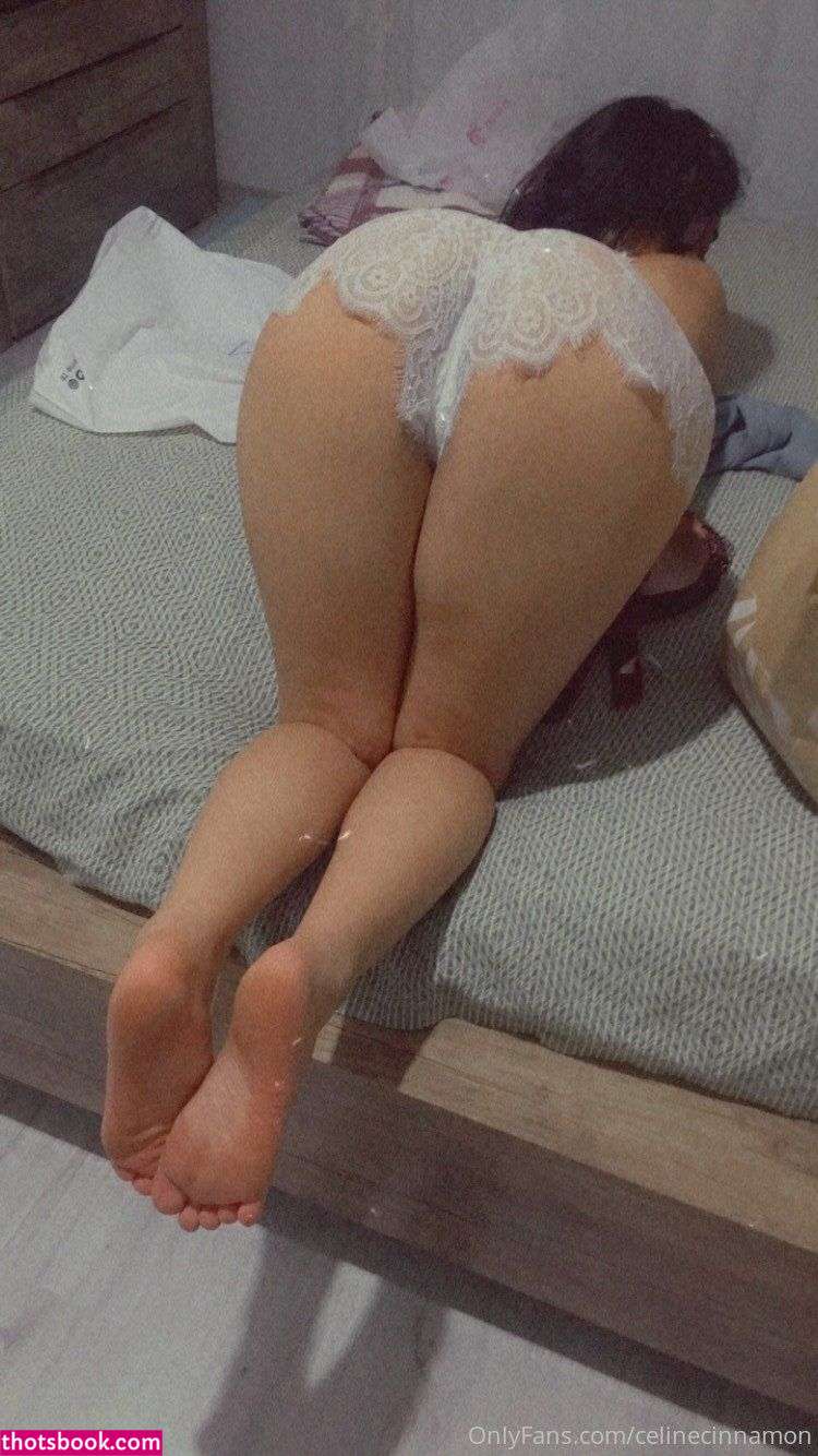 Celinecinnamon Photo #50