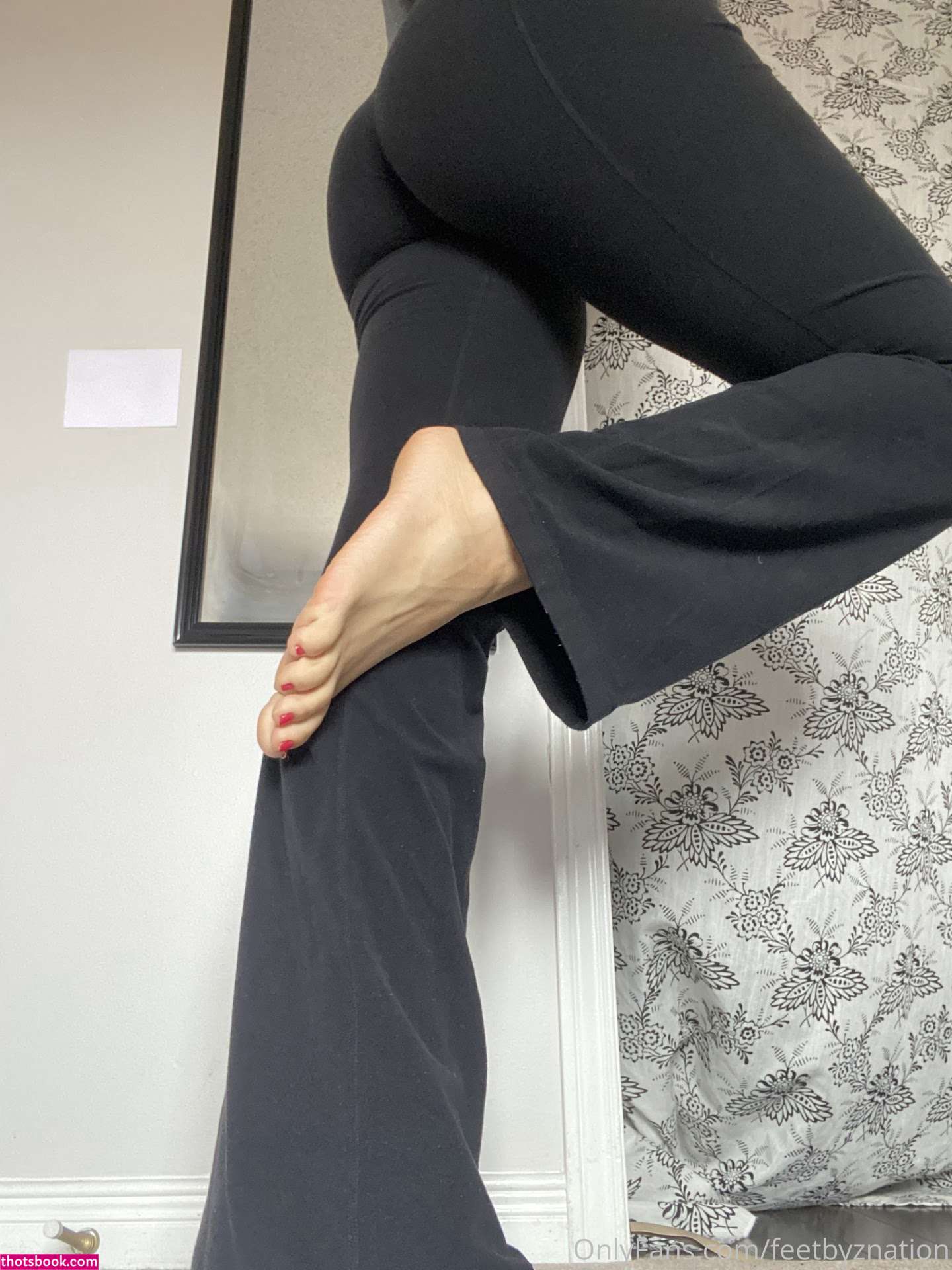 Queenzsfeet Photo #100