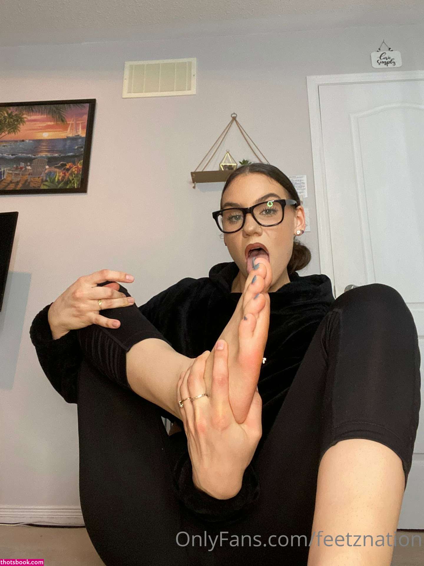 Queenzsfeet Photo #137