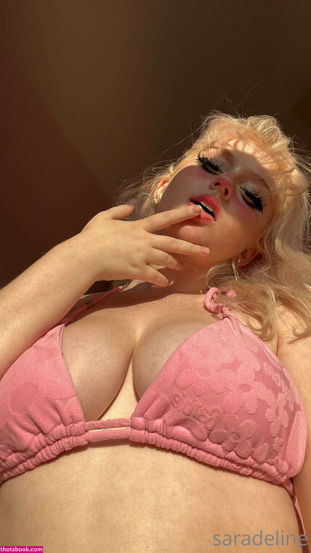 Kalopsia Jade Photo #113