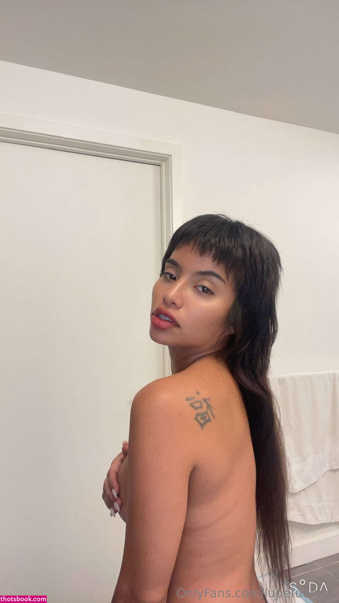 Lupe Fuentes Photo #63