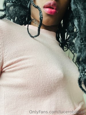 Lucero Black Photo #2