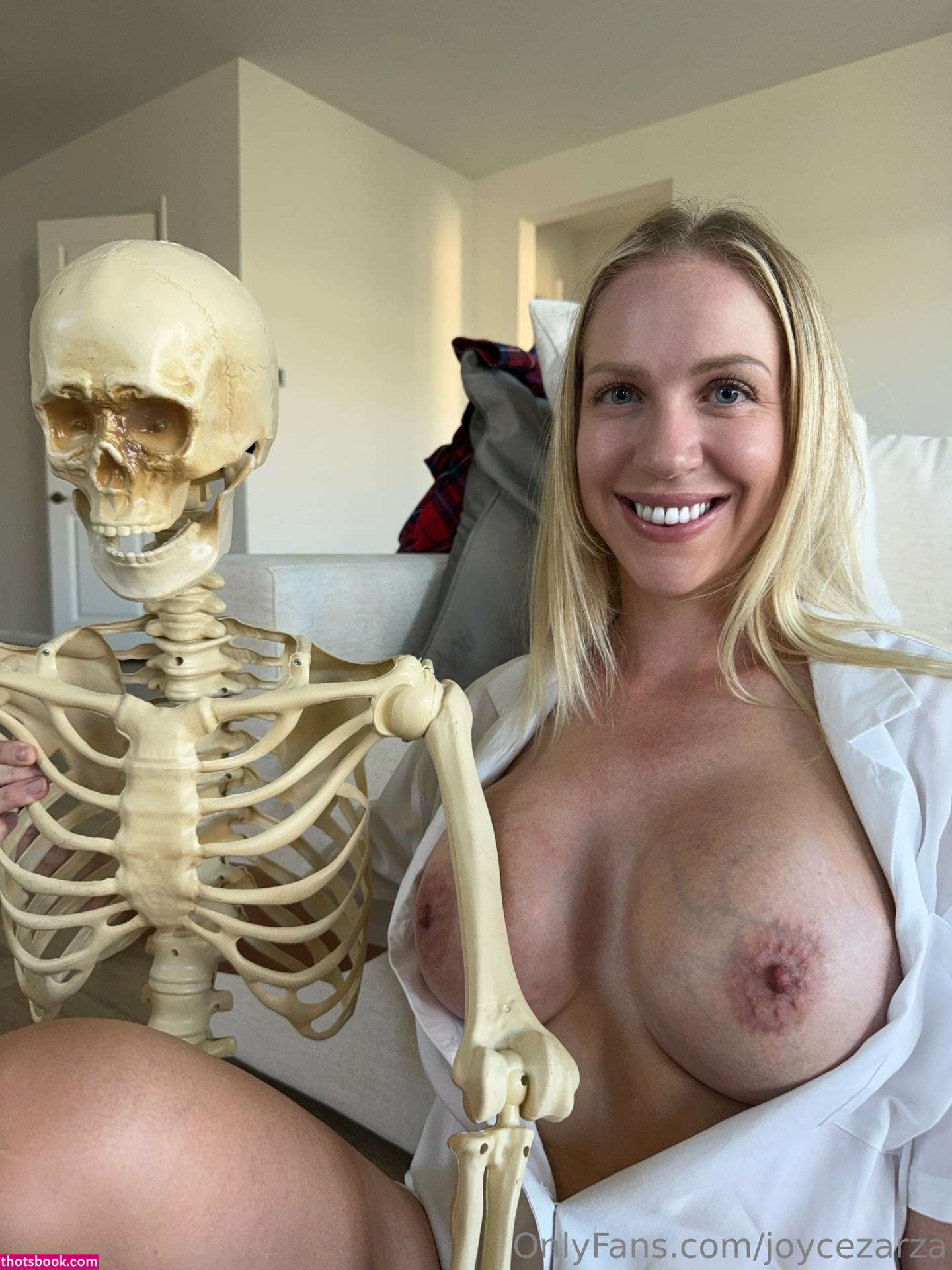 Joyce Zarza Photo #175