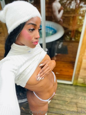 Lucero Black Photo #89