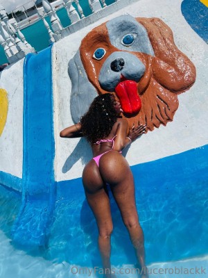 Lucero Black Photo #170