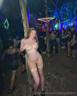 Ally Hardesty Photo #451