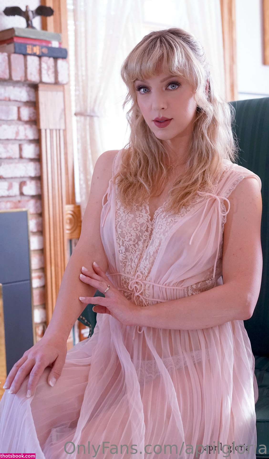 April Gloria Photo #61