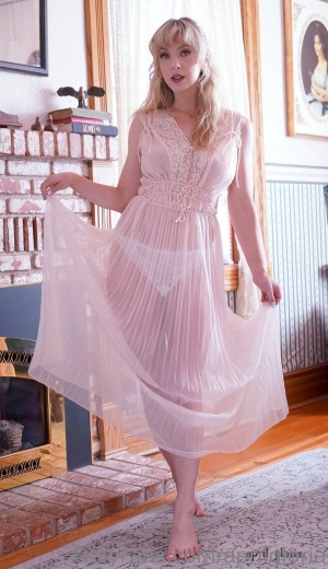 April Gloria Photo #42