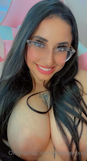 laylalovelyxxx Photo #21