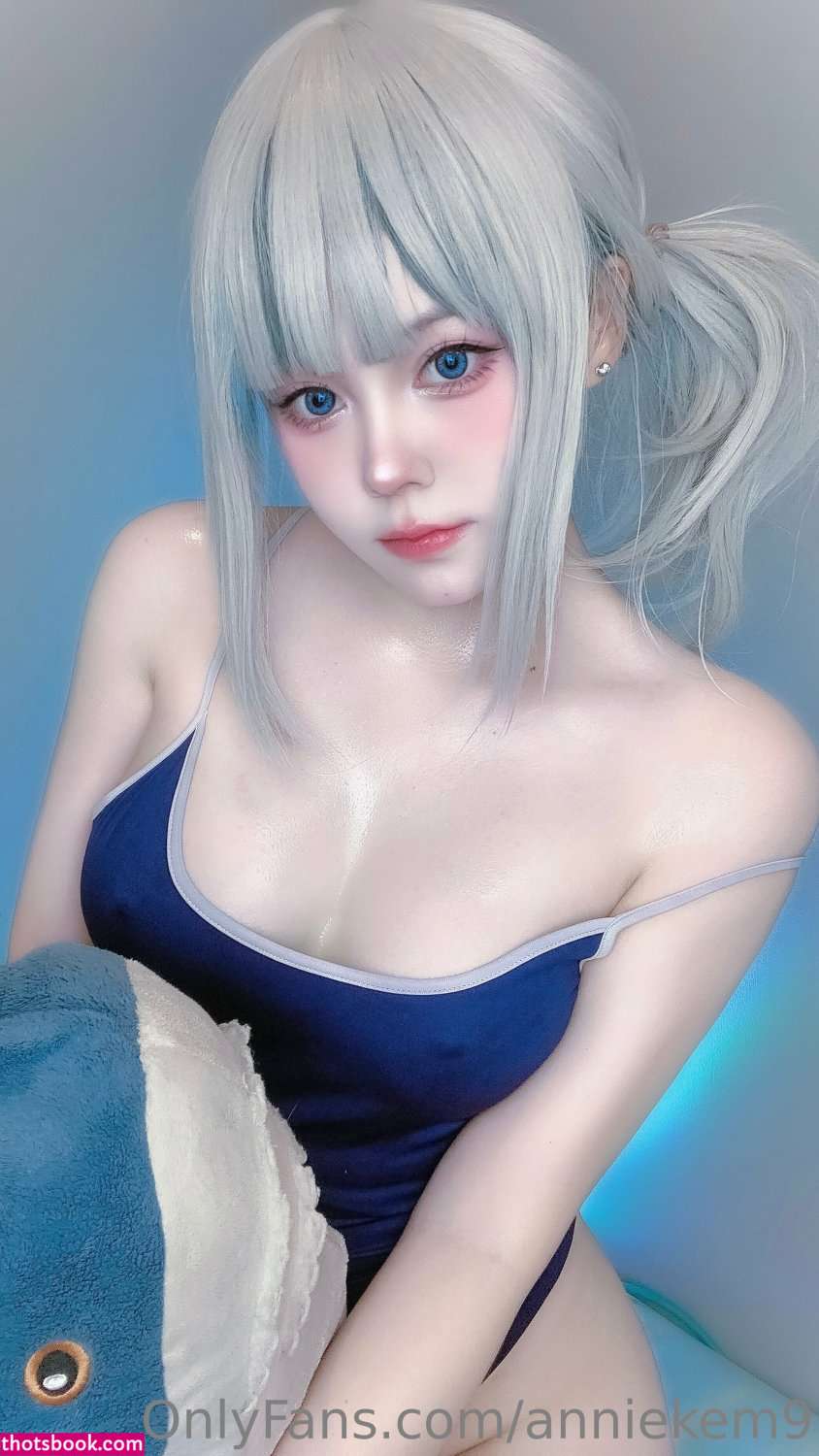 Annie Leonhardt Photo #56