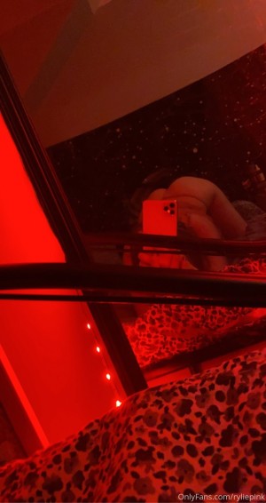 Rileypink Photo #187