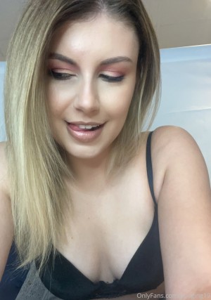 Ashley Elizabeth Photo #99