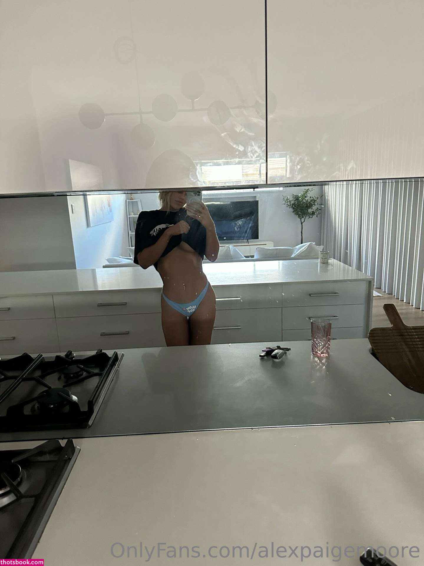 Alexpaigemoore Photo #40