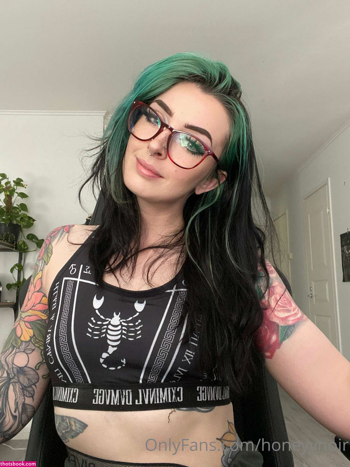 Honeyy Noir Photo #153