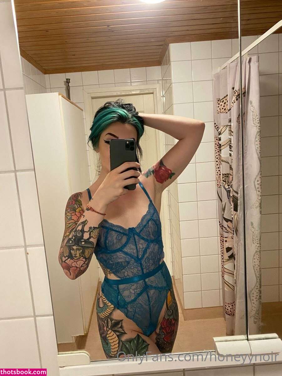 Honeyy Noir Photo #154