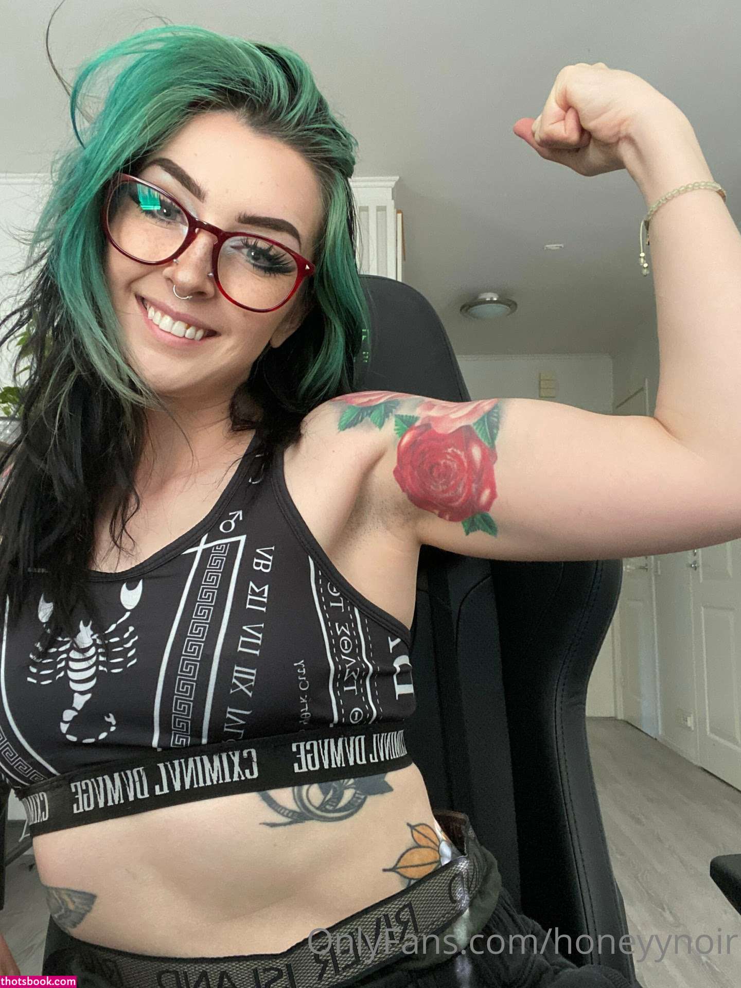 Honeyy Noir Photo #195