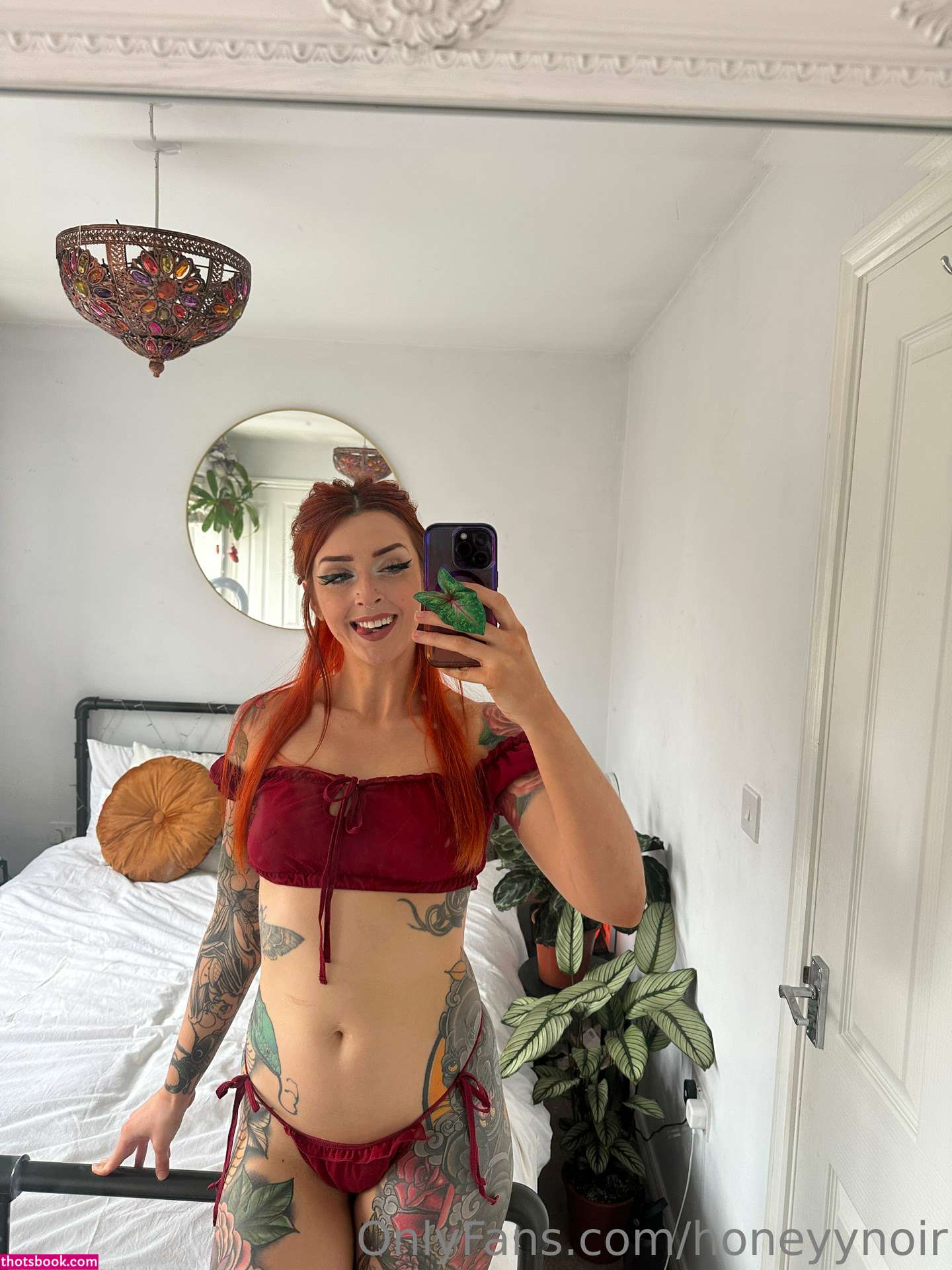 Honeyy Noir Photo #244