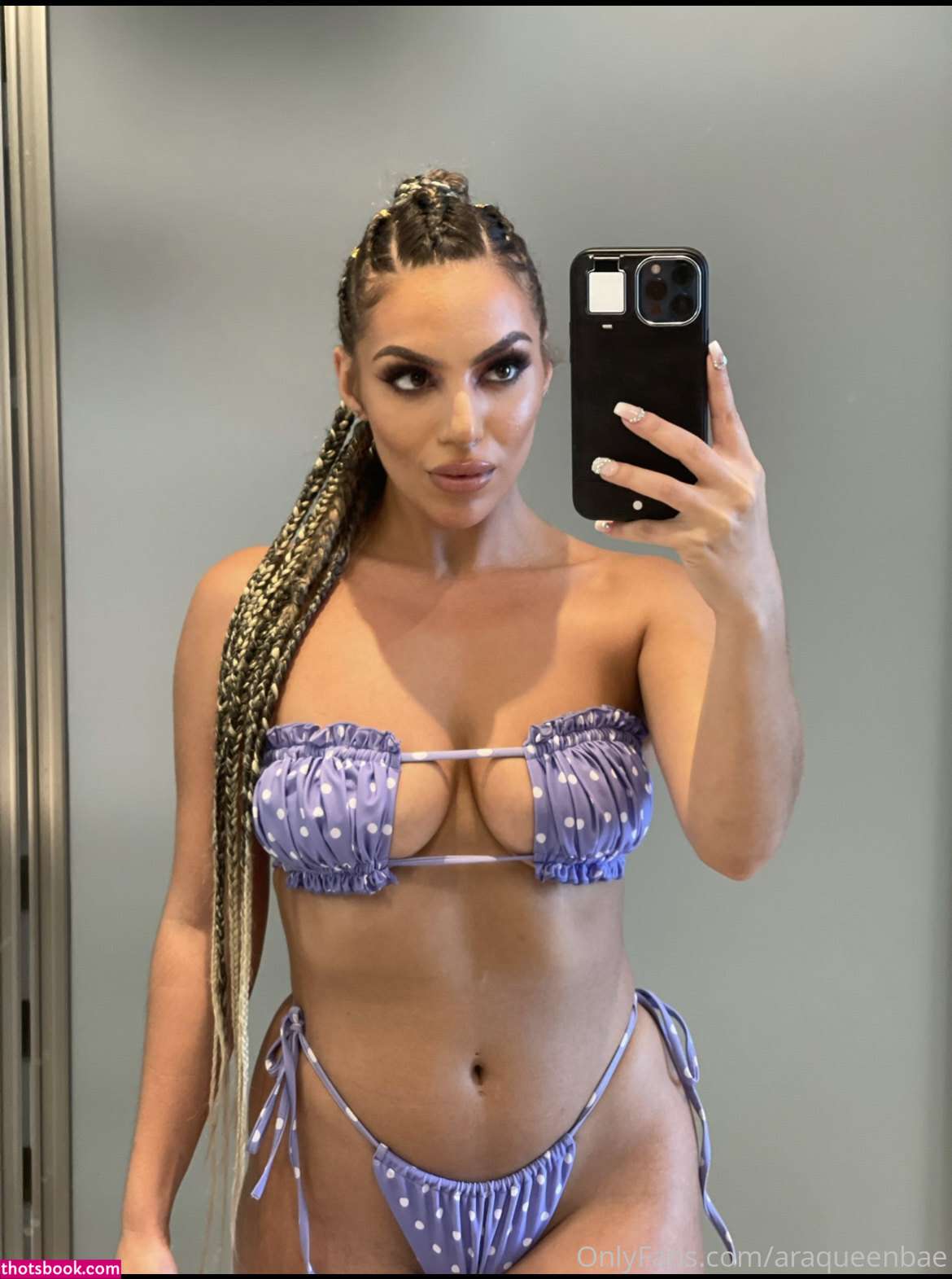 Araqueenbae Photo #49