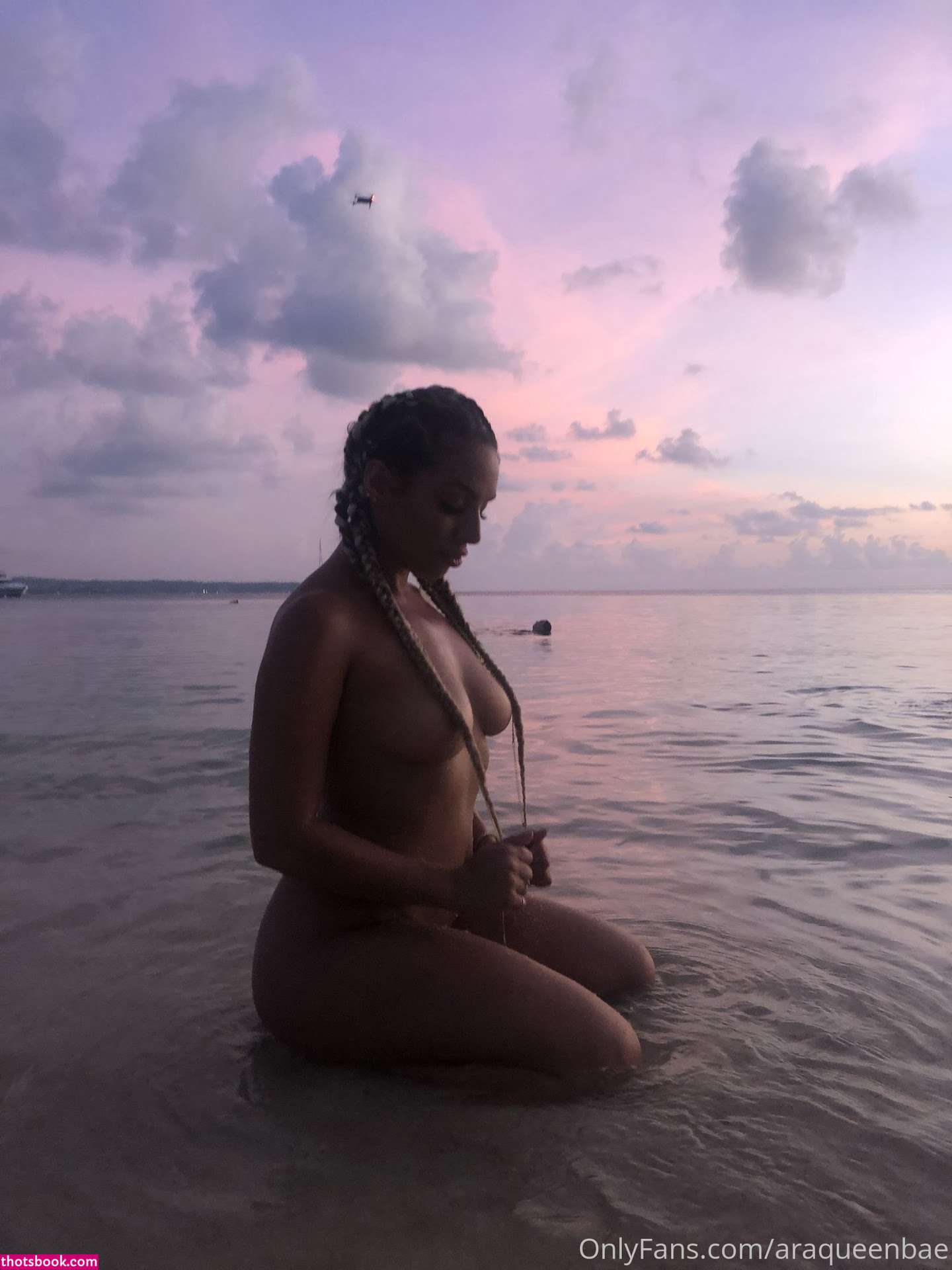 Araqueenbae Photo #81