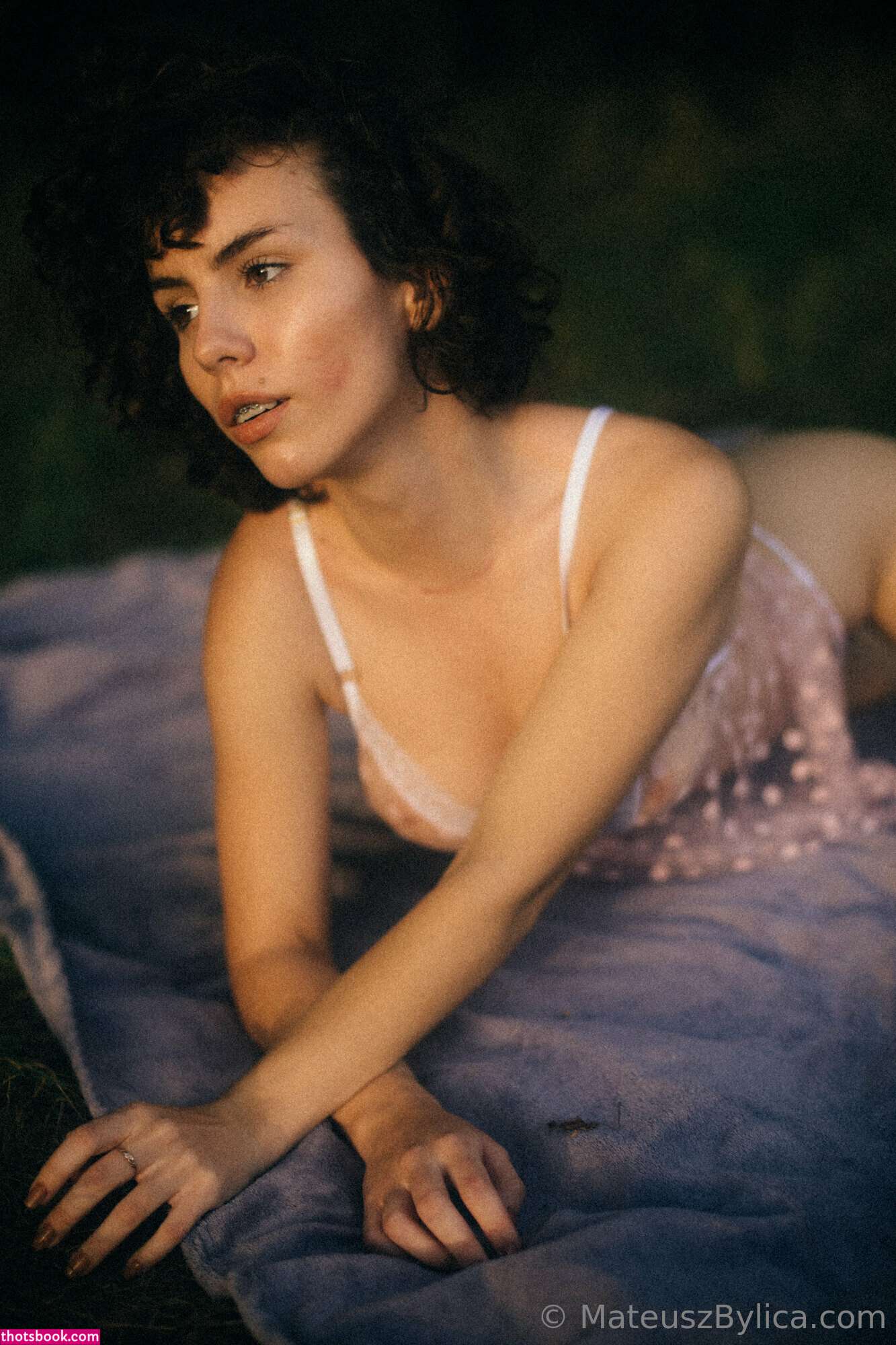 curlywiktoria Photo #27