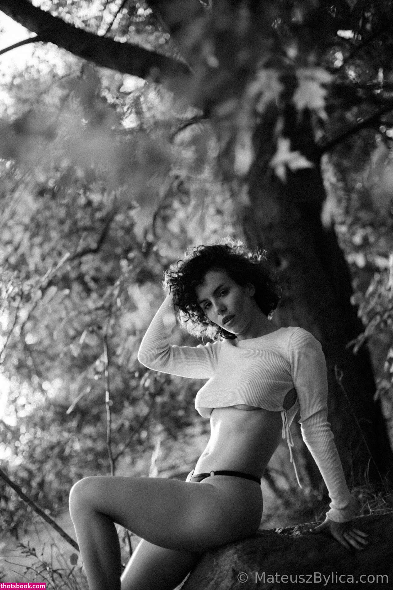 curlywiktoria Photo #45