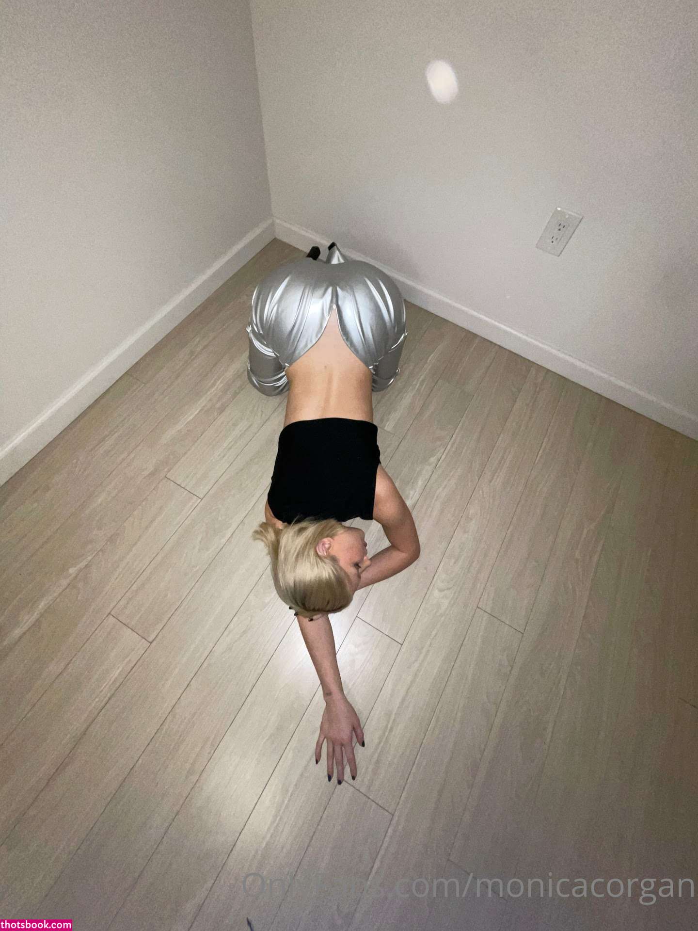 Monica Corgan Photo #161