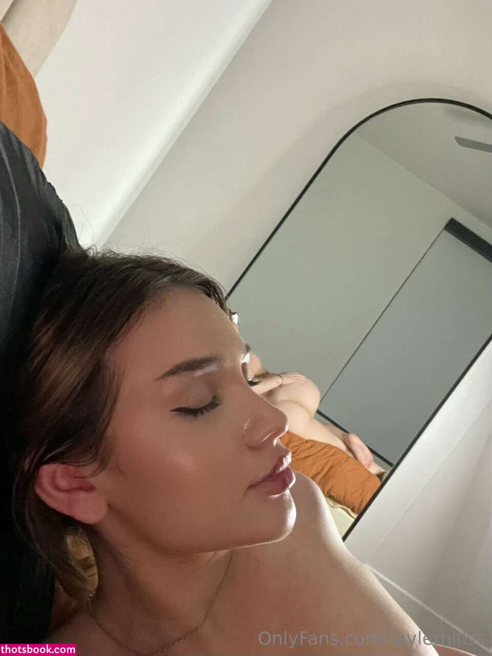 Tayler Hills Photo #521