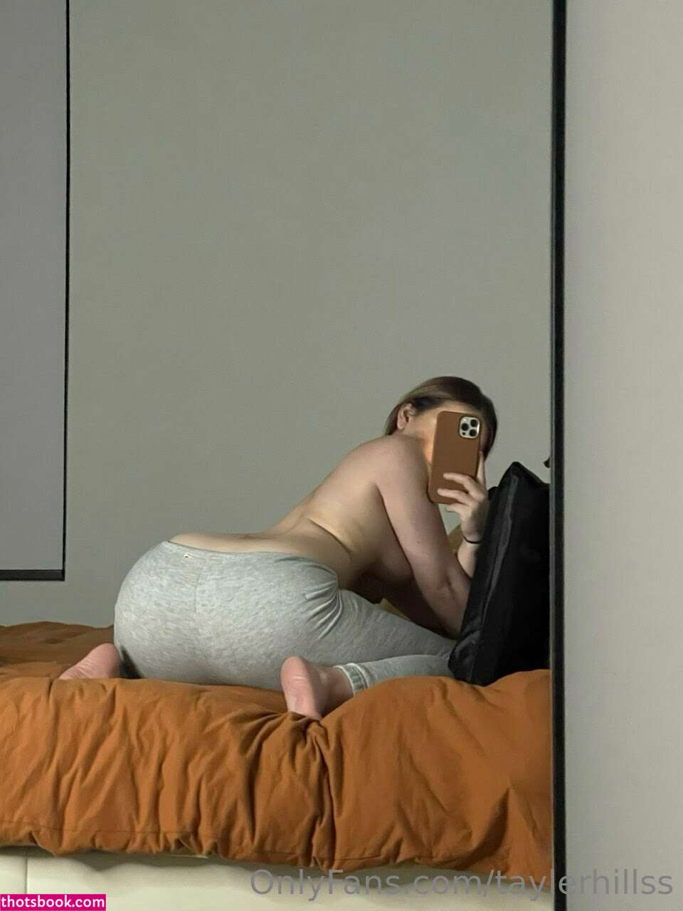 Tayler Hills Photo #584