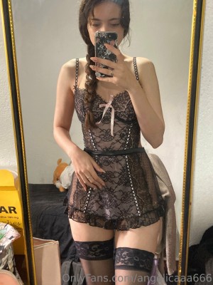 angelica666 Photo #5