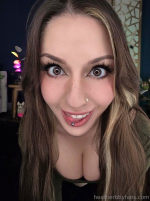 Heatherbby Photo #370