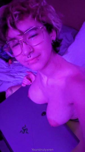 Yourstrulyxren Photo #95