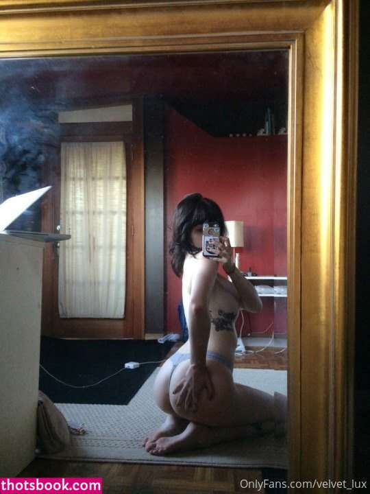Velvet Lux Photo #33