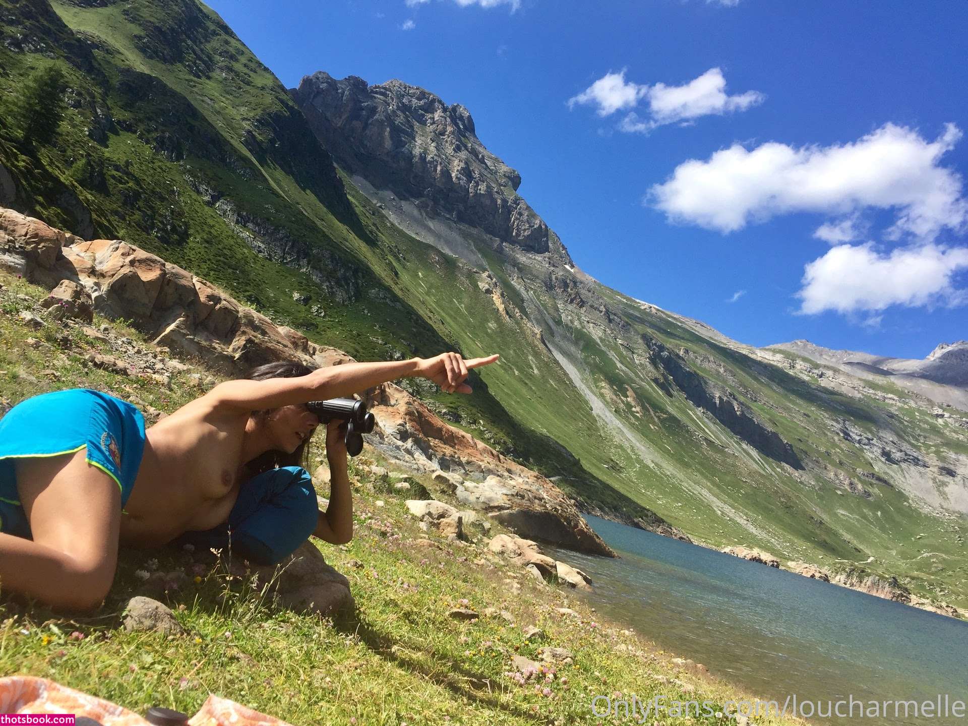 Lou Charmelle Photo #9