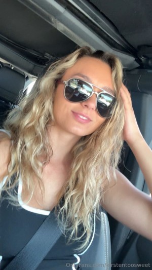 Kirstentoosweet Photo #426