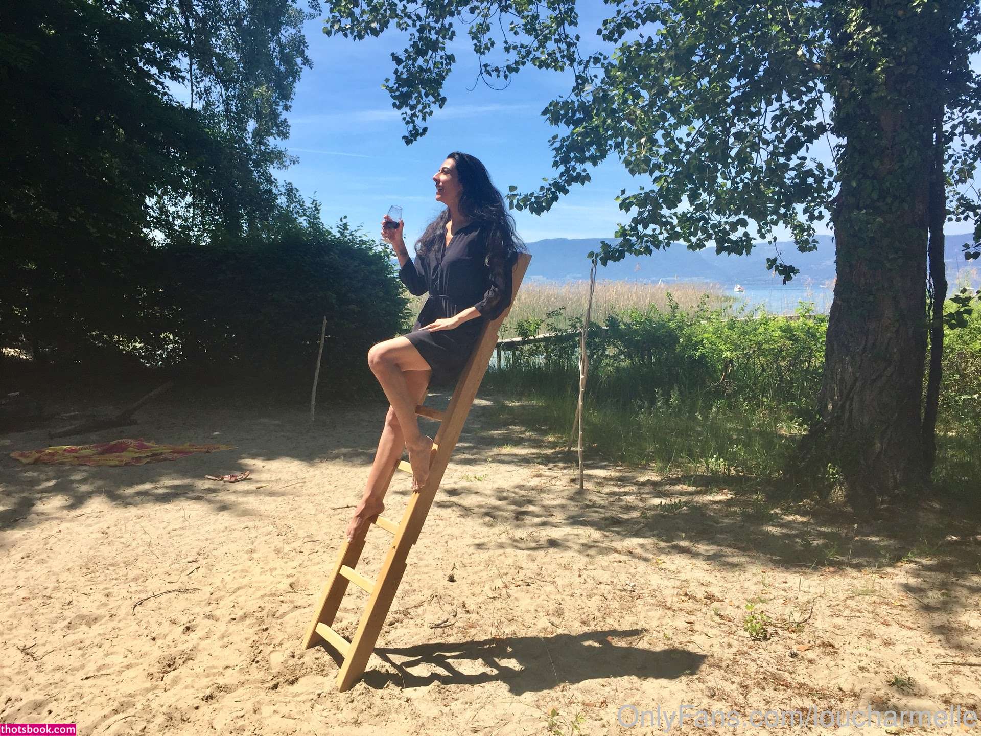 Lou Charmelle Photo #115