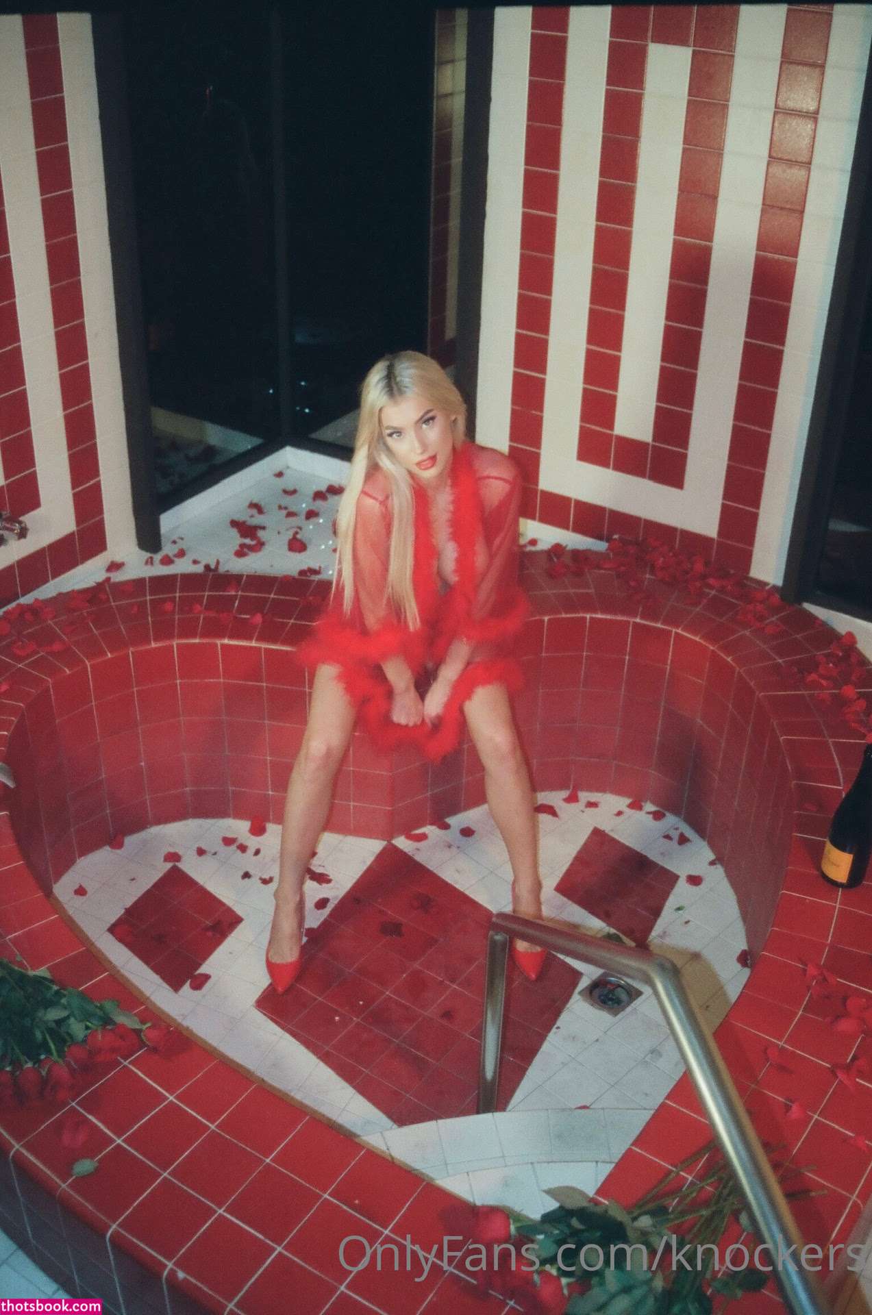 Ashly Schwan Photo #24